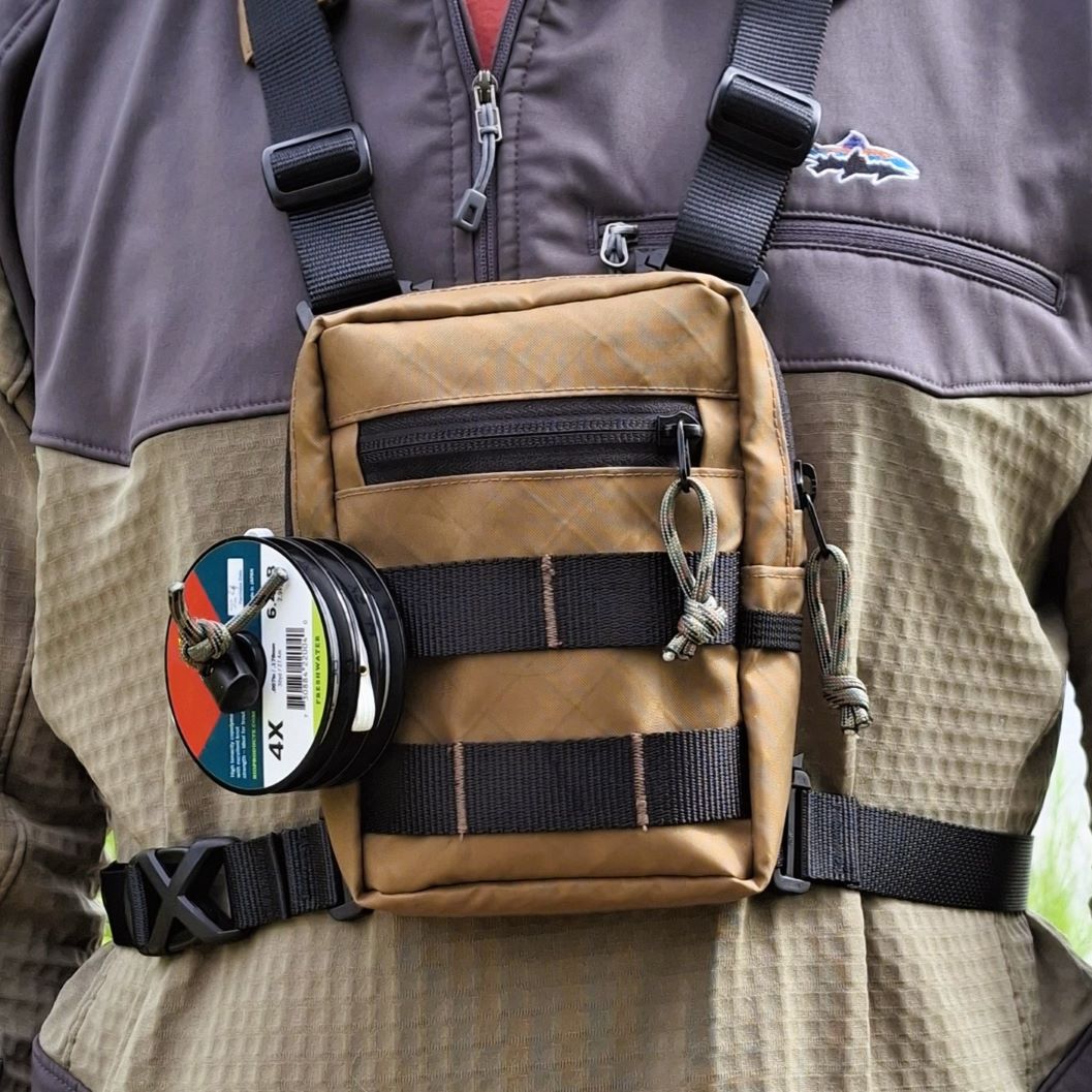 Fast Fly Mini Pack chest carry option